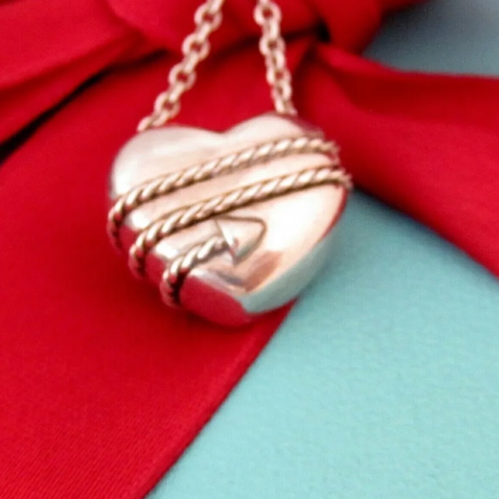 Tiffany & Co. Vintage Heart Arrow Pendant Necklace in Sterling Silver 18"